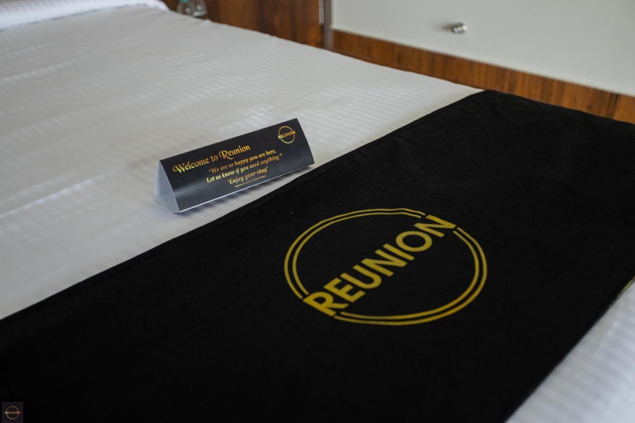 Reunion Ocean Manor - Beach House Udupi Exteriör bild