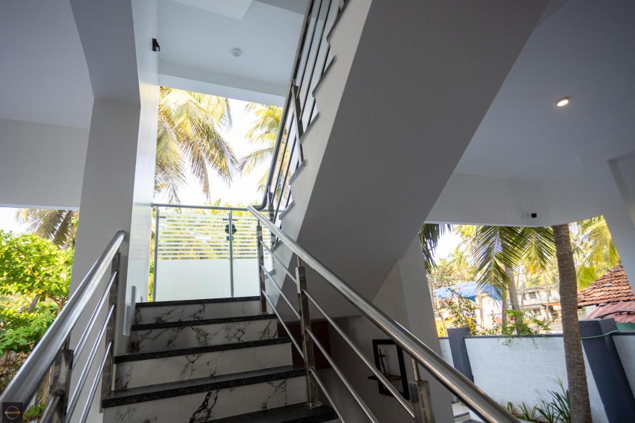 Reunion Ocean Manor - Beach House Udupi Exteriör bild