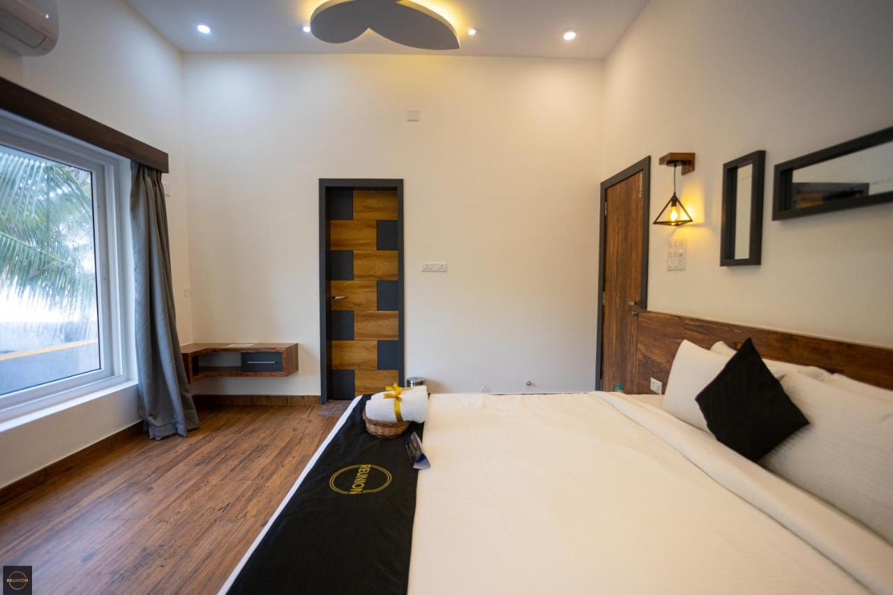 Reunion Ocean Manor - Beach House Udupi Exteriör bild